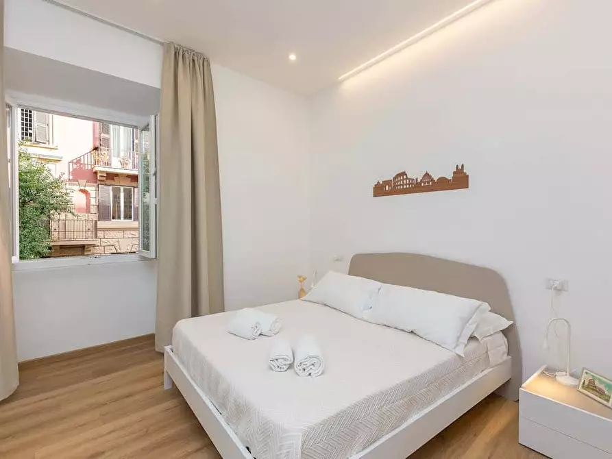 Immagine 46 di Appartamento in affitto  in Via Angelo Poliziano61 a Roma