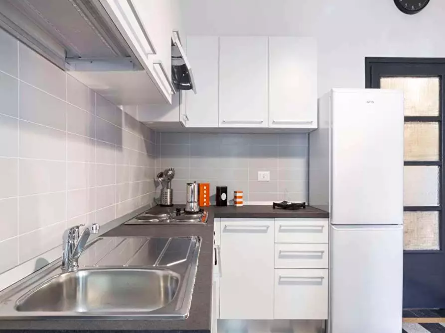 Immagine 43 di Camera in affitto  in Via Temistocle Calzecchi15 a Milano