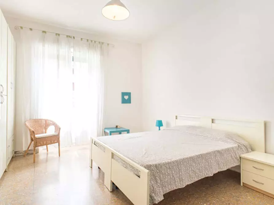Immagine 1 di Camera in affitto  in Via delle Cave17 a Roma