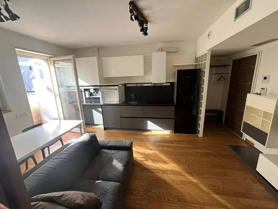 Immagine 1 di Appartamento in affitto  in Via Maestri Campionesi16 a Milano