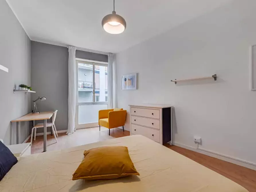 Immagine 2 di Camera in affitto  in Piazza Geremia Bonomelli4 a Milano