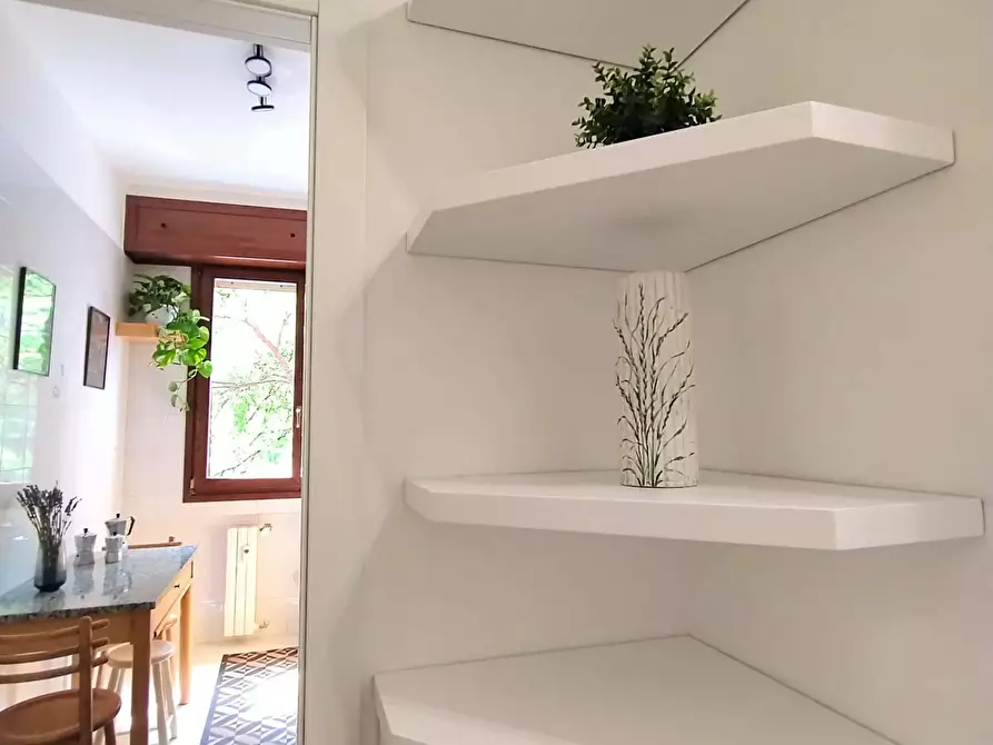 Immagine 10 di Appartamento in affitto  in Via Tavazzano a Milano