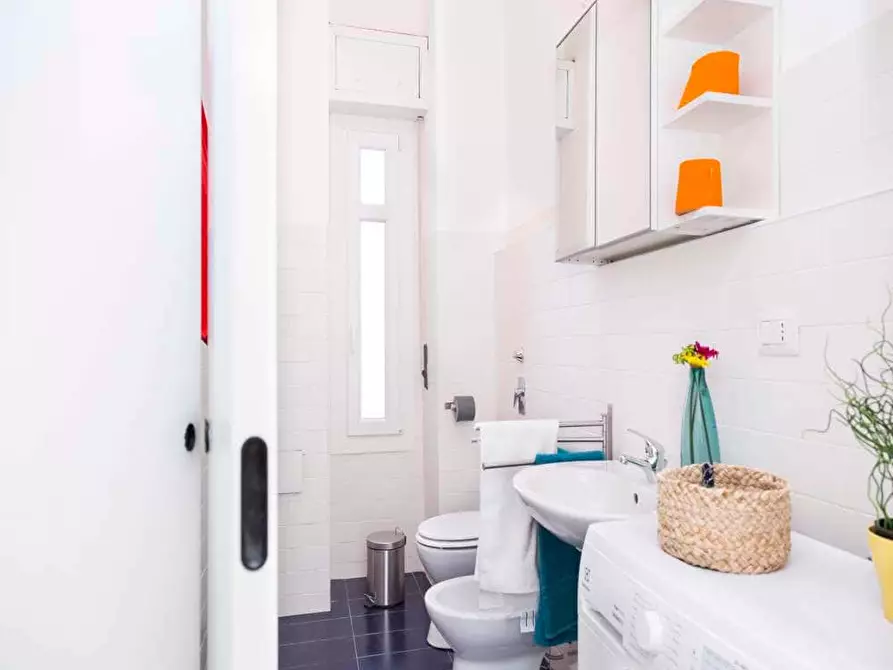 Immagine 11 di Camera in affitto  in Viale Carlo Espinasse12 a Milano