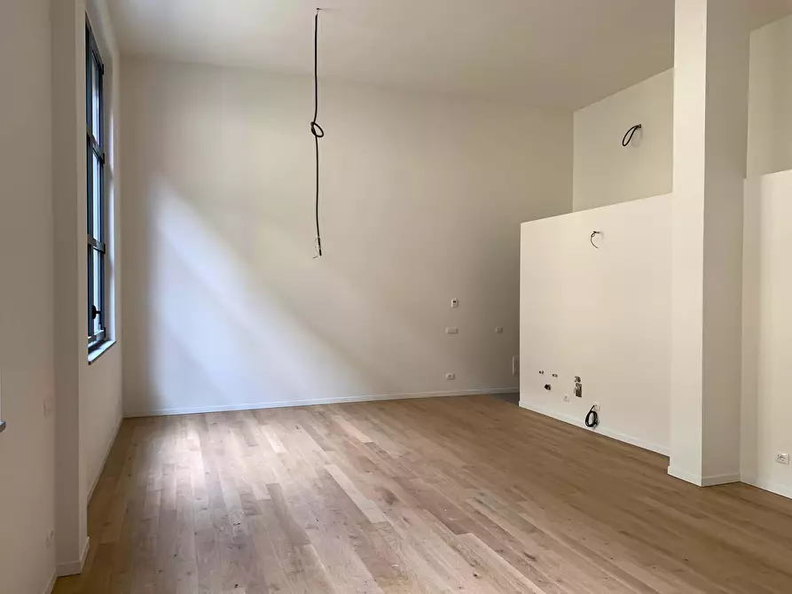 Immagine 10 di Appartamento in affitto  in Via Selvanesco77 a Milano