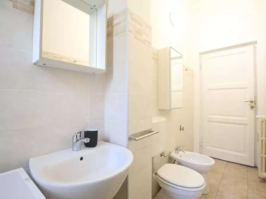 Immagine 31 di Camera in affitto  in Via Gustavo Modena35 a Milano