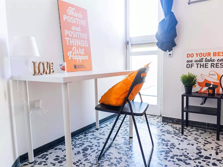 Immagine 3 di Camera in affitto  in Via Tiziano62 a Cagliari