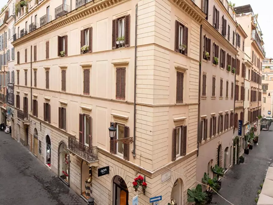 Immagine 29 di Appartamento in affitto  in Via Frattina a Roma