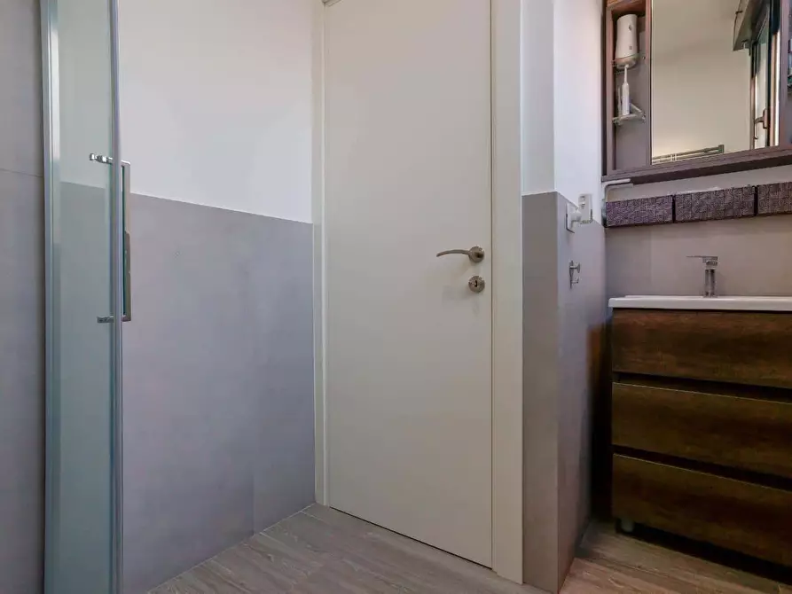 Immagine 8 di Appartamento in affitto  in Via Emilia Ponente209 a Bologna