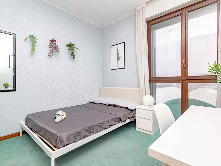 Immagine 5 di Camera in affitto  in Via Francesco Caracciolo77 a Milano