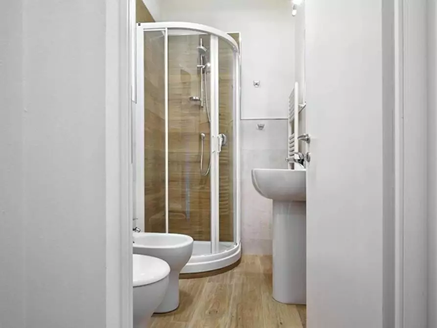 Immagine 22 di Appartamento in affitto  in Via Fiesolana24 a Firenze