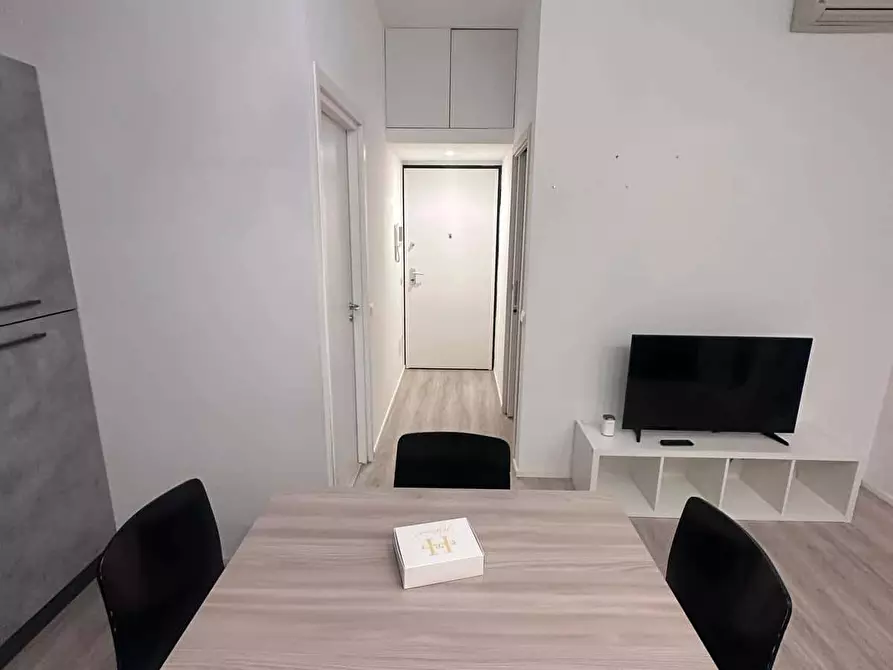 Immagine 3 di Appartamento in affitto  in Via Giovanni Battista Sammartini49 a Milano