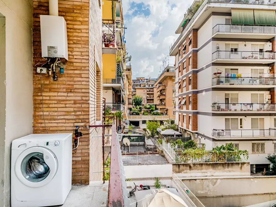 Immagine 23 di Appartamento in affitto  in Via Pietro Ferrigni16 a Roma