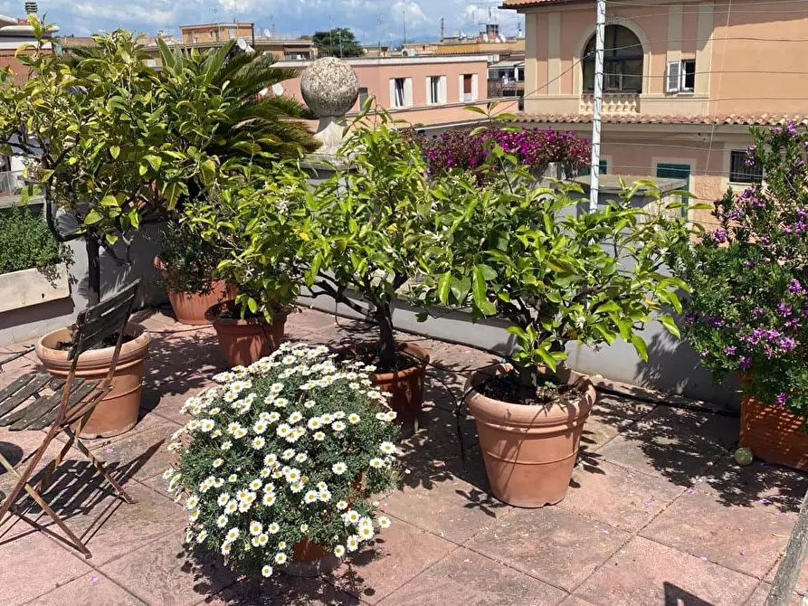 Immagine 30 di Camera in affitto  in Via Carlo Pisacane47 a Roma