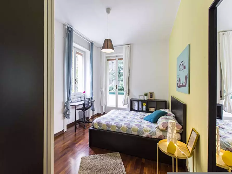 Immagine 8 di Camera in affitto  in Via Raffaello Bertieri1 a Milano