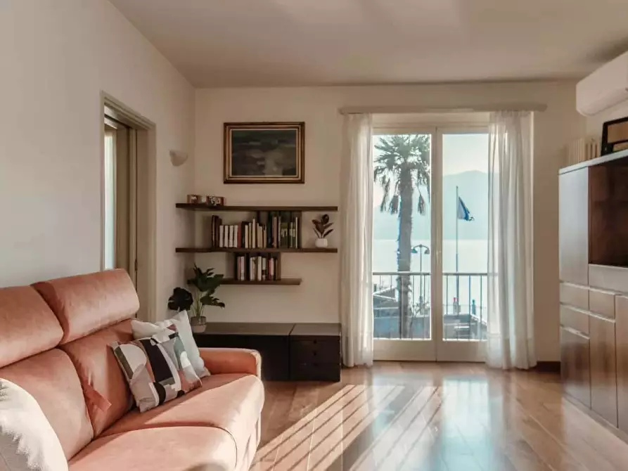 Immagine 2 di Appartamento in affitto  in Piazzale Milano5 a Campione D'italia