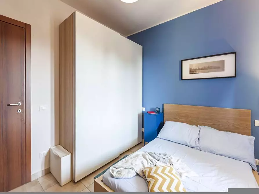 Immagine 6 di Camera in affitto  in Via Giuseppe Regaldi19 a Milano