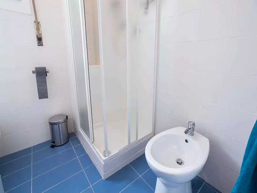 Immagine 8 di Camera in affitto  in Viale Carlo Espinasse10 a Milano