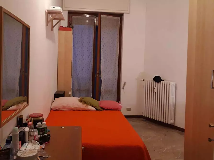 Immagine 22 di Camera in affitto  in Via Perugino a Milano