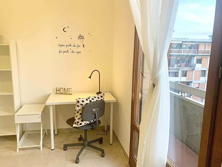 Immagine 9 di Camera in affitto  in Viale Francesco Redi45 a Firenze