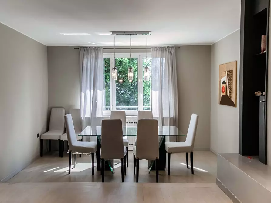 Immagine 12 di Appartamento in affitto  in Via Belvedere10 a Bizzarone