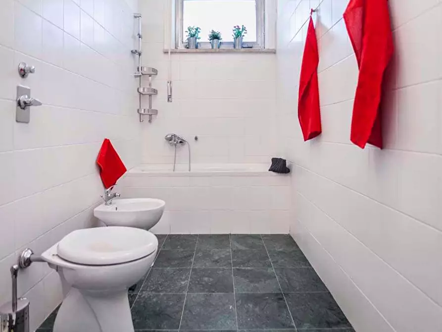 Immagine 8 di Camera in affitto  in Via Giuseppe Frua16 a Milano