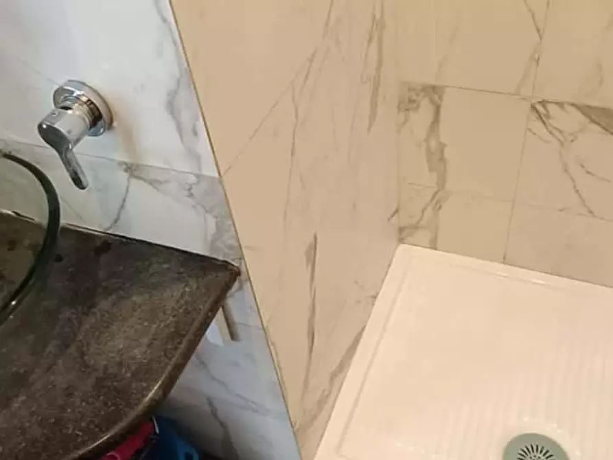 Immagine 10 di Camera in affitto  in Viale Leonardo da Vinci223 a Roma