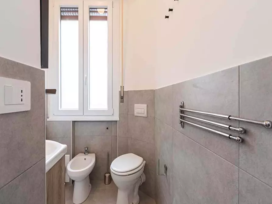 Immagine 15 di Camera in affitto  in Via Salvatore Barzilai9 a Milano