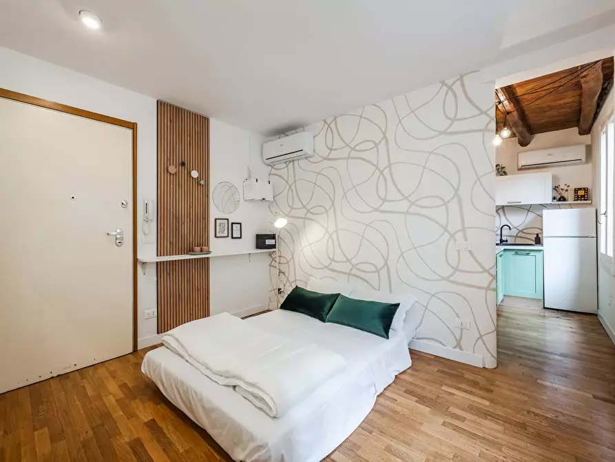 Immagine 4 di Appartamento in affitto  in Via San Vitale78 a Bologna