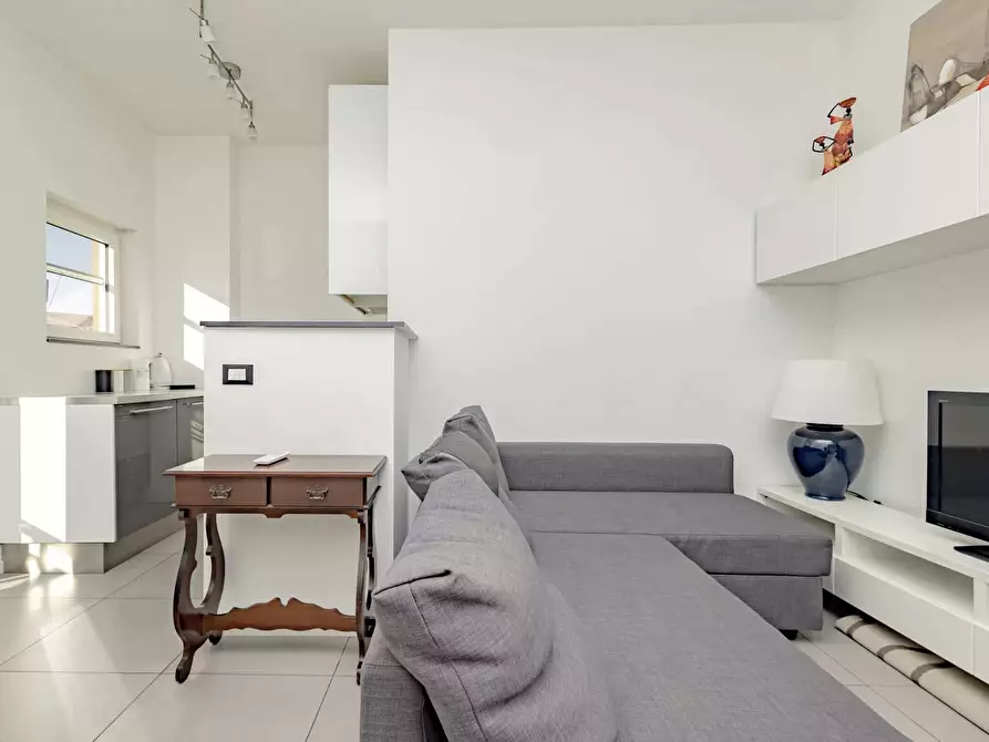 Immagine 10 di Appartamento in affitto  in Via Fezzan9 a Milano