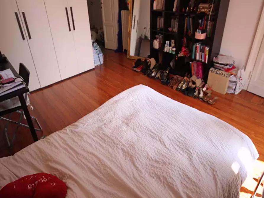 Immagine 1 di Camera in affitto  in Piazza Ventiquattro Maggio12 a Milano