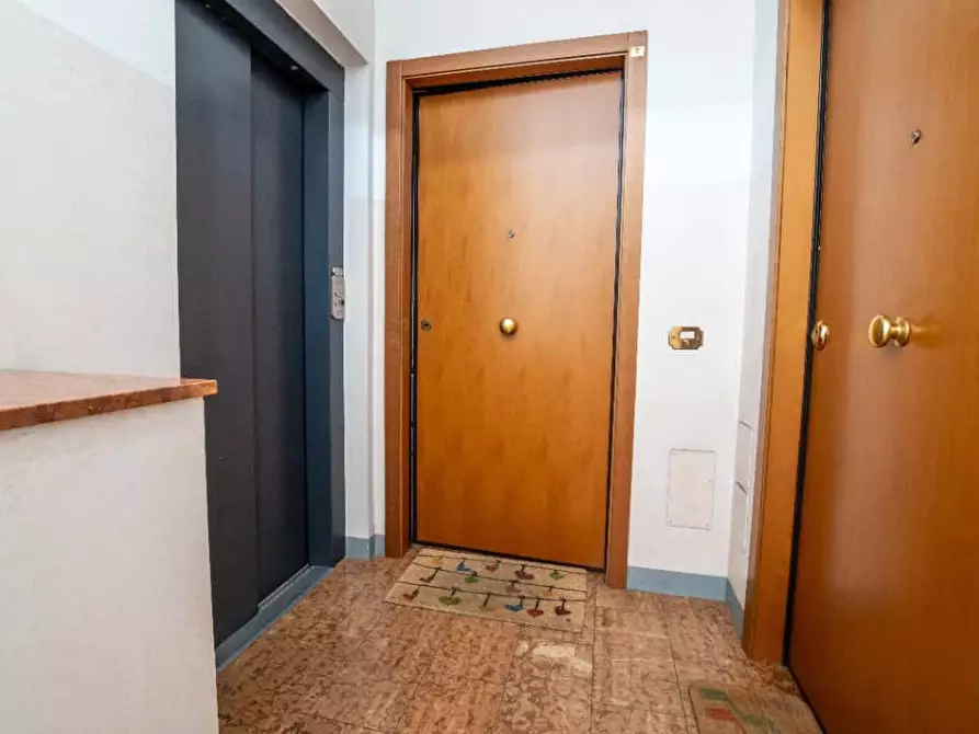 Immagine 10 di Appartamento in affitto  in Via Giuseppe Massarenti2 a Bologna