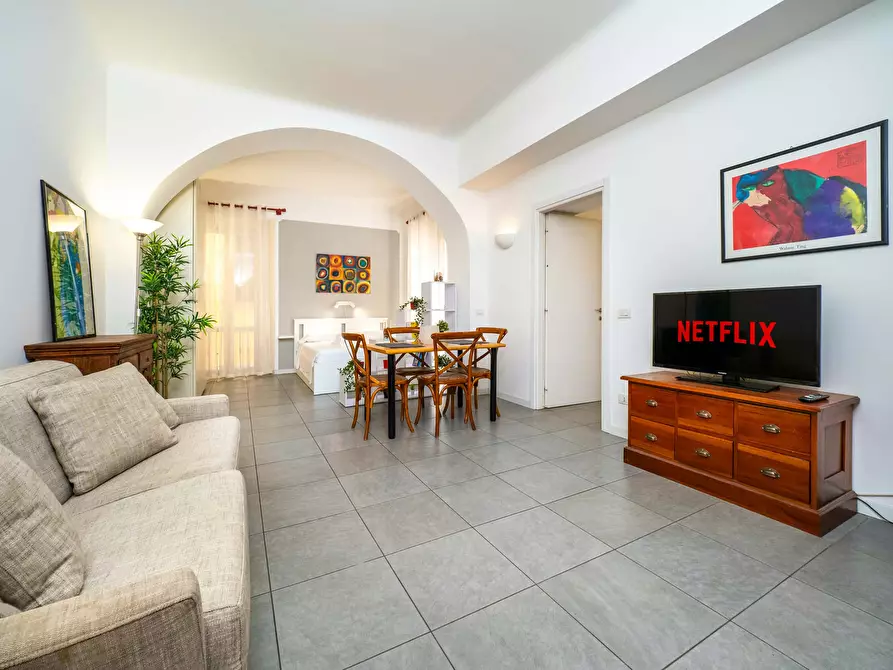 Immagine 15 di Appartamento in affitto  in Via Vigevano a Milano