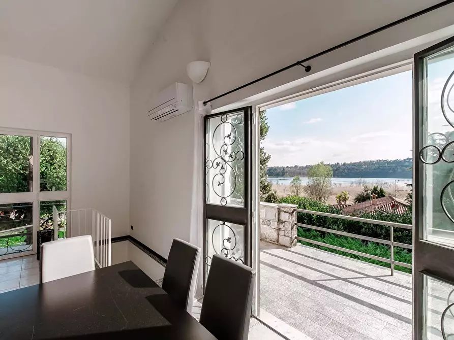 Immagine 19 di Appartamento in affitto  in Via Crotto Urago17 a Barni