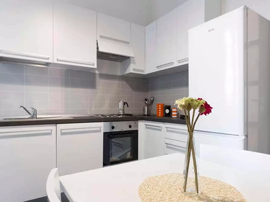 Immagine 36 di Camera in affitto  in Via Temistocle Calzecchi15 a Milano