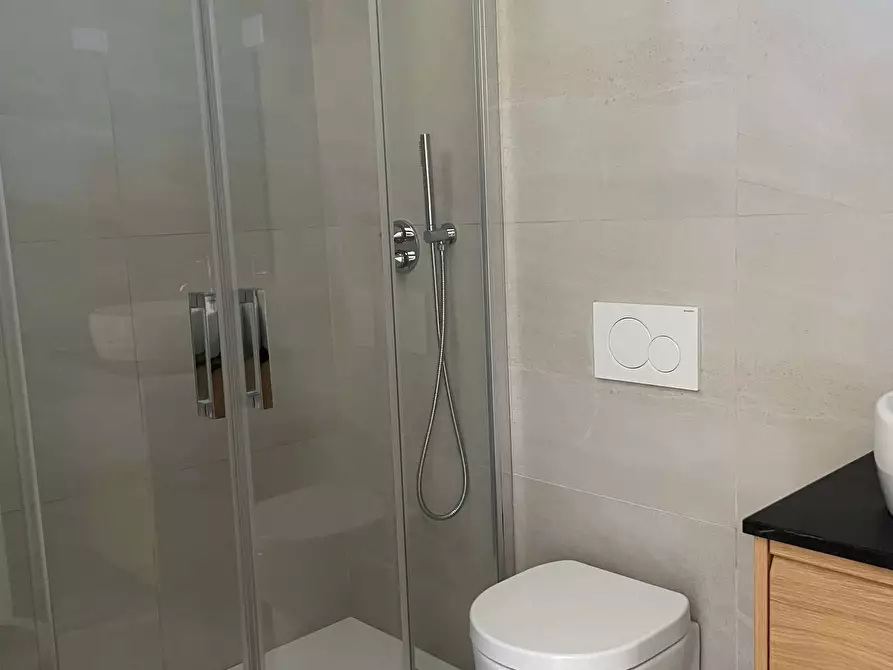 Immagine 36 di Appartamento in affitto  in Via Beato Angelico20 a Milano