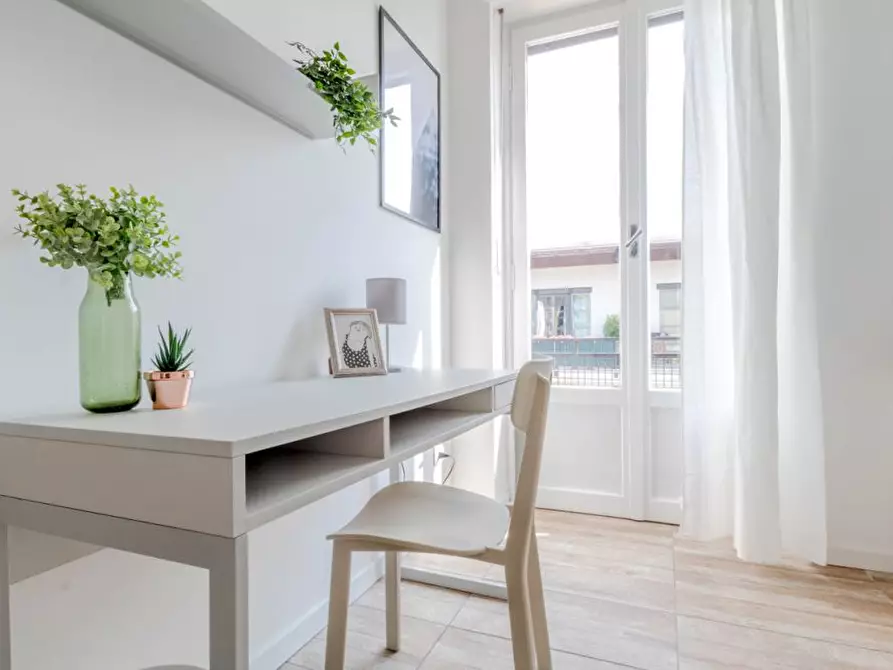 Immagine 2 di Camera in affitto  in Via Riccardo Pitteri23 a Milano