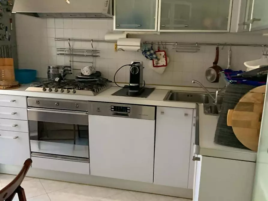 Immagine 14 di Appartamento in affitto  in Via Alfredo Oriani2 a Milano