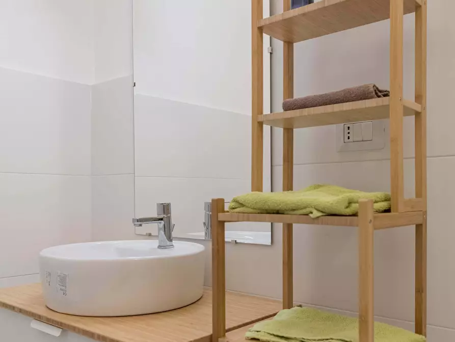 Immagine 11 di Camera in affitto  in Via Savona26 a Milano