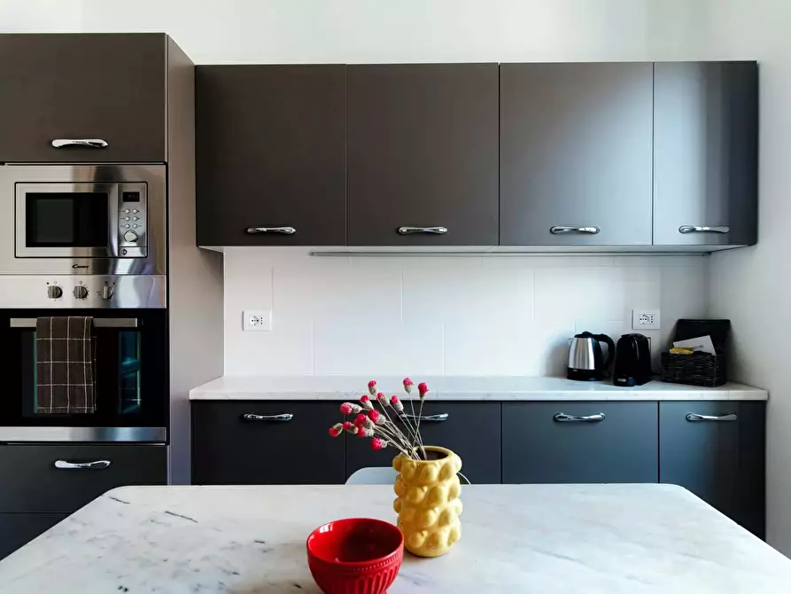 Immagine 7 di Appartamento in affitto  in Via Luigi Dottesio1 a Como