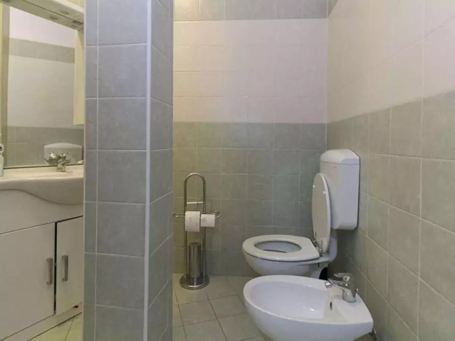 Immagine 11 di Camera in affitto  in Via Perugino a Milano