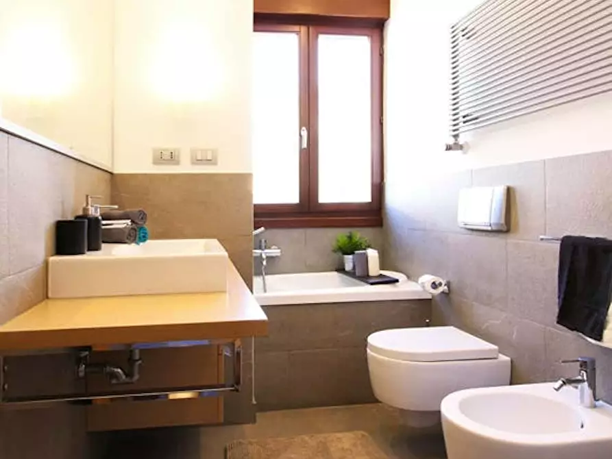 Immagine 5 di Camera in affitto  in Via Augusto Murri a Venezia