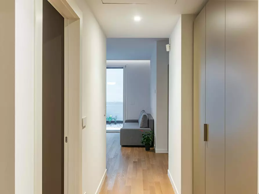 Immagine 5 di Appartamento in affitto  in Via Principe Eugenio3 a Milano
