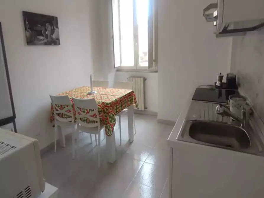 Immagine 6 di Camera in affitto  in Largo Vercelli10 a Roma