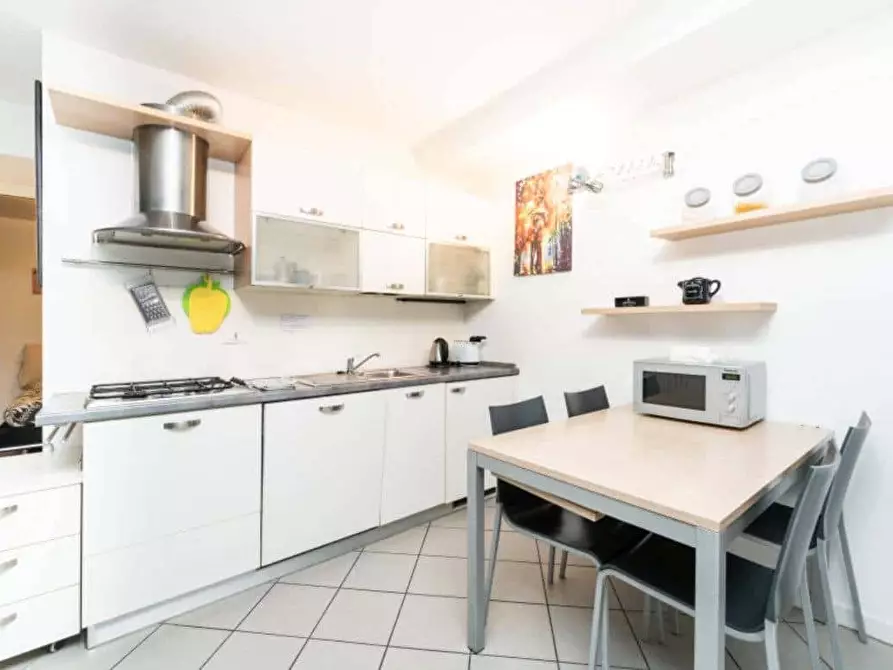 Immagine 9 di Appartamento in affitto  in Via Alessandro Stradella9a a Milano