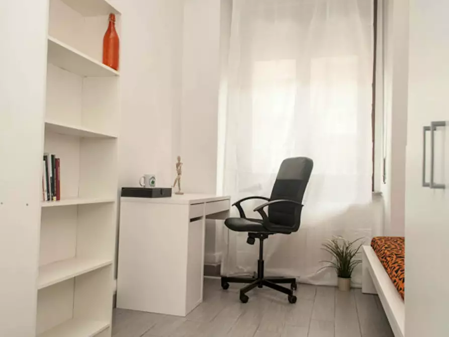 Immagine 3 di Camera in affitto  in Via Romolo Gessi17 a Torino