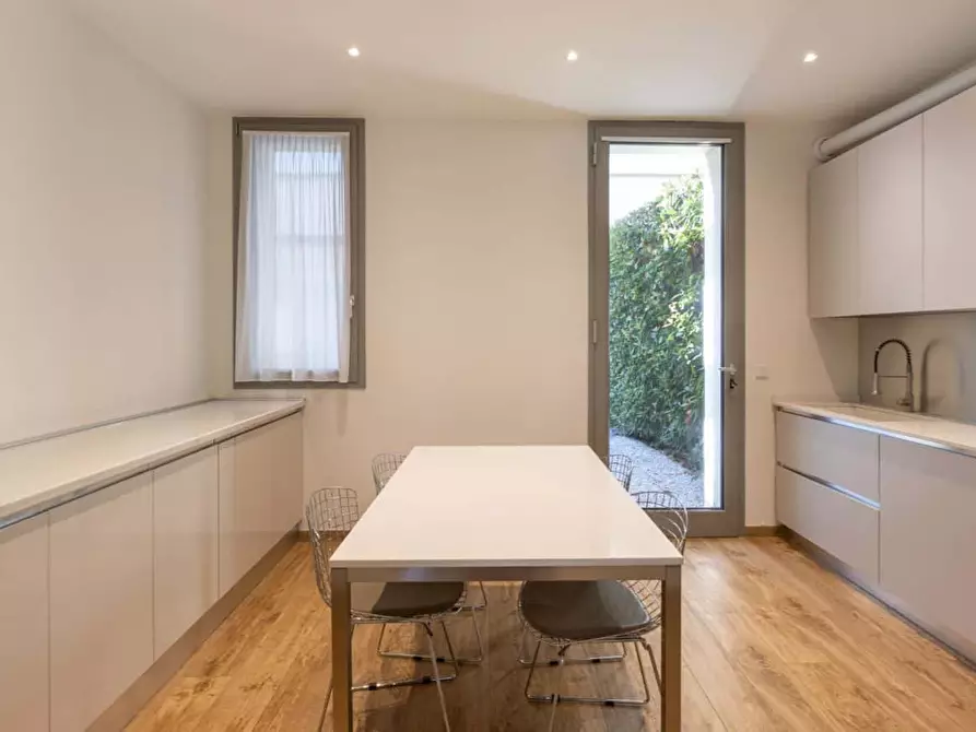 Immagine 32 di Appartamento in affitto  in Via Giacomo Watt37 a Milano