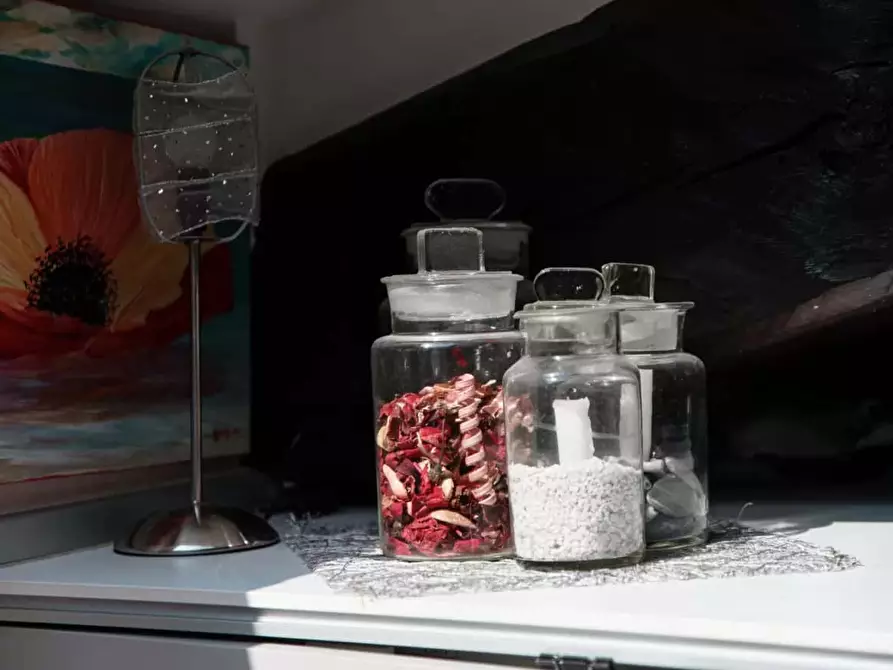 Immagine 12 di Appartamento in affitto  in Via Tommaso Grossi9 a Como