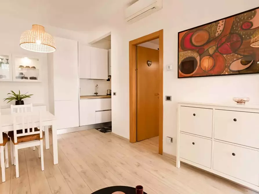 Immagine 12 di Appartamento in affitto  in Via Nino Bixio6 a Milano