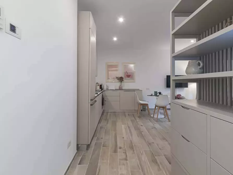 Immagine 13 di Appartamento in affitto  in Viale Campania23 a Milano