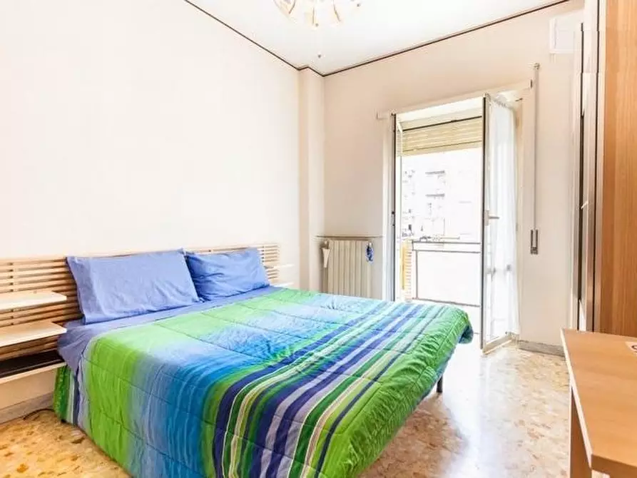 Immagine 2 di Camera in affitto  in Viale Partenope131 a Roma